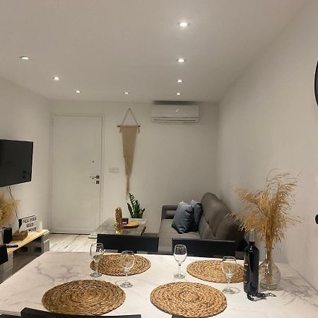 Apartament Luxury Lavender Larnaca Zewnętrze zdjęcie
