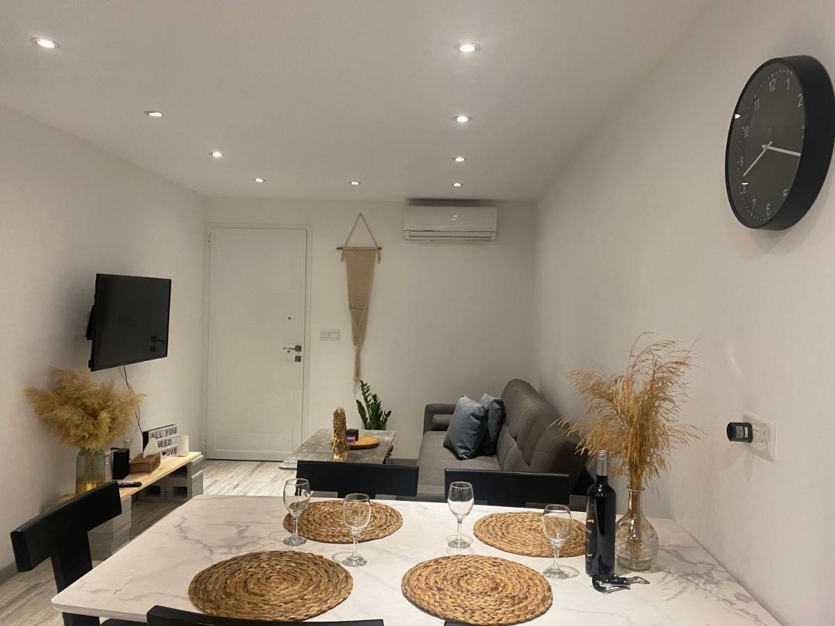 Apartament Luxury Lavender Larnaca Zewnętrze zdjęcie