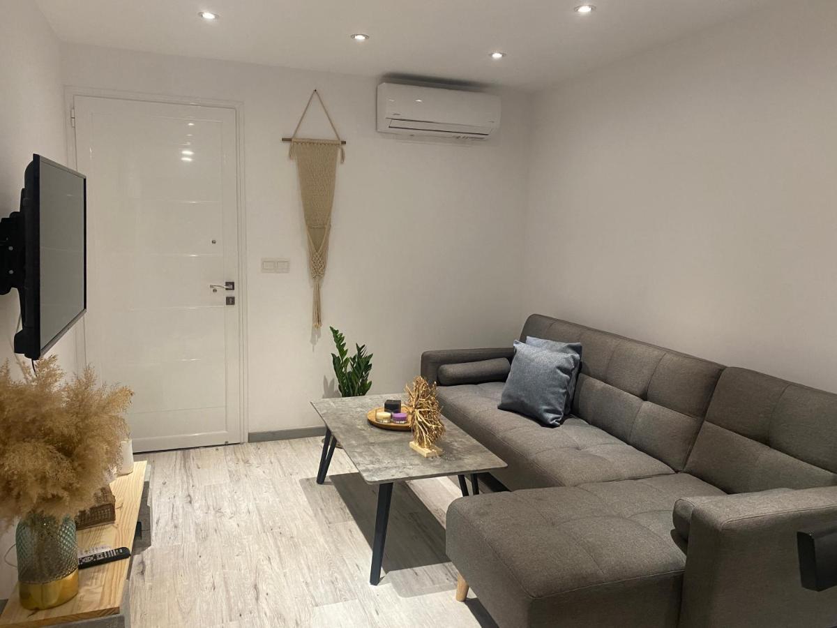 Apartament Luxury Lavender Larnaca Zewnętrze zdjęcie