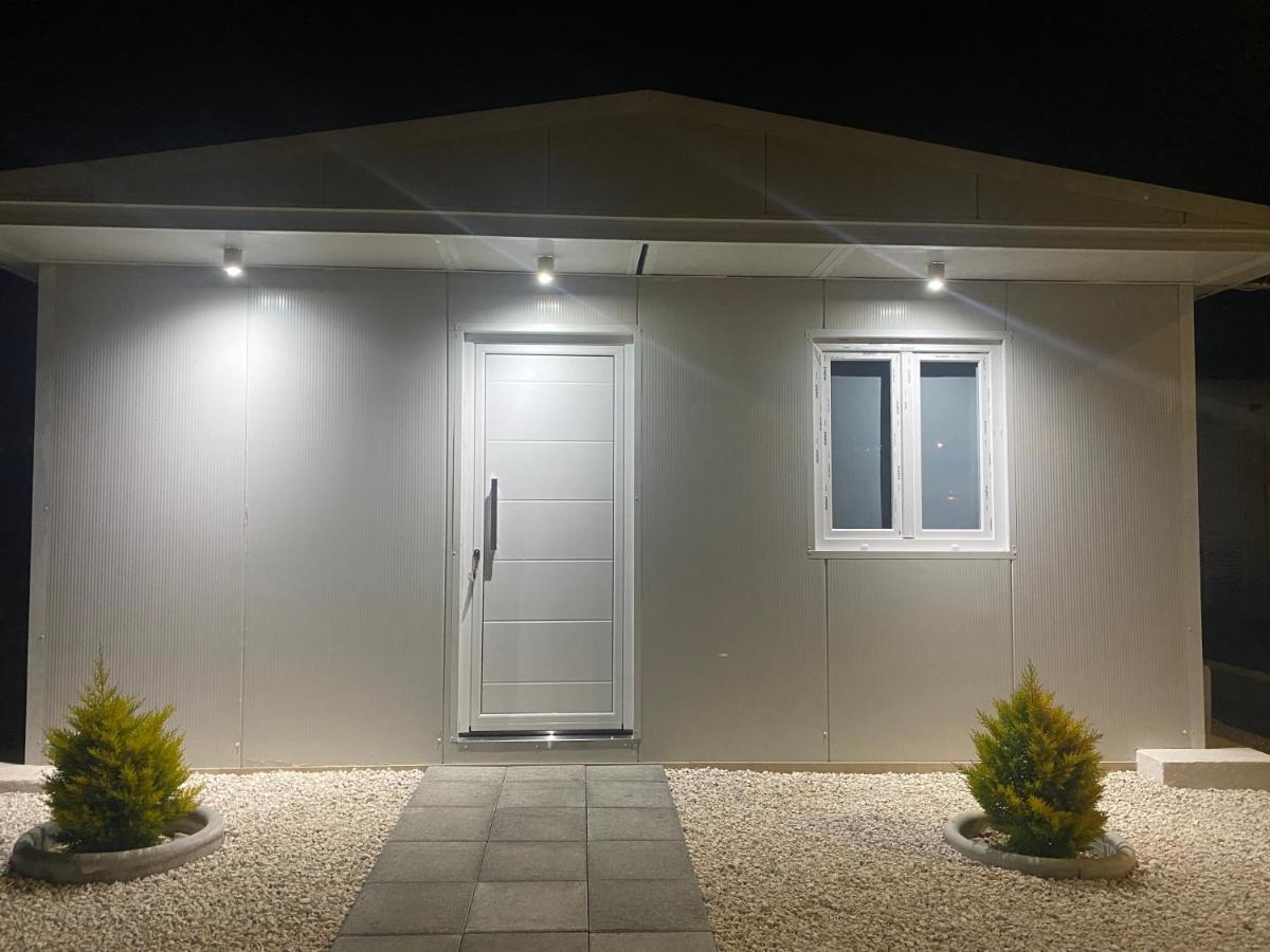 Apartament Luxury Lavender Larnaca Zewnętrze zdjęcie